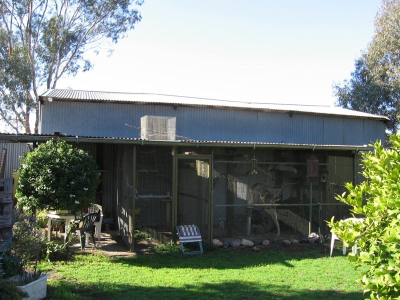 45 Hood Street, Rochester VIC 3561