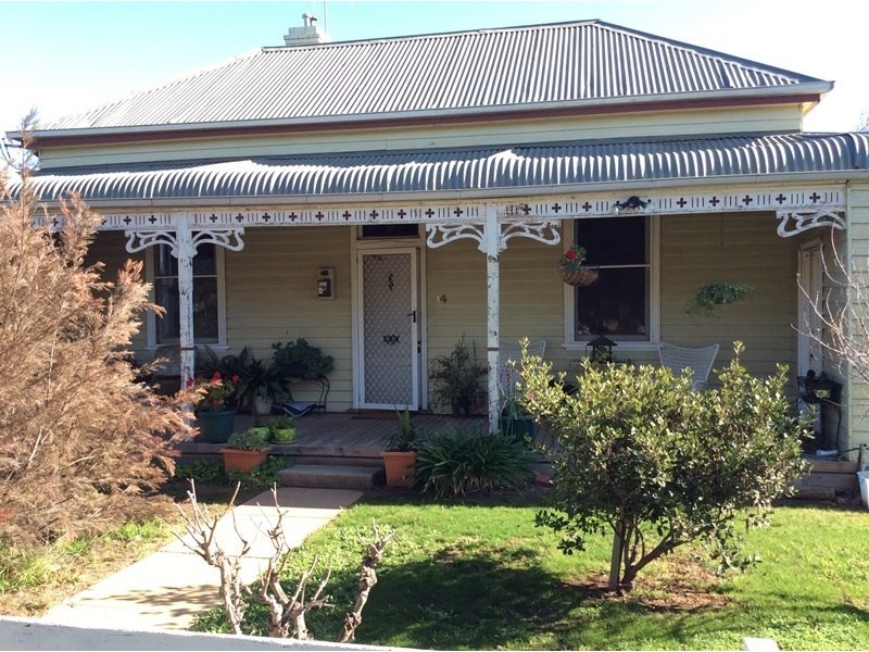 14 Edward Street, Rochester VIC 3561