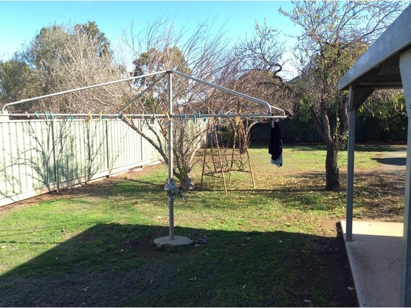 14 Edward Street, Rochester VIC 3561