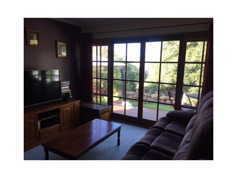 16 Bowen Street, St Arnaud VIC 3478