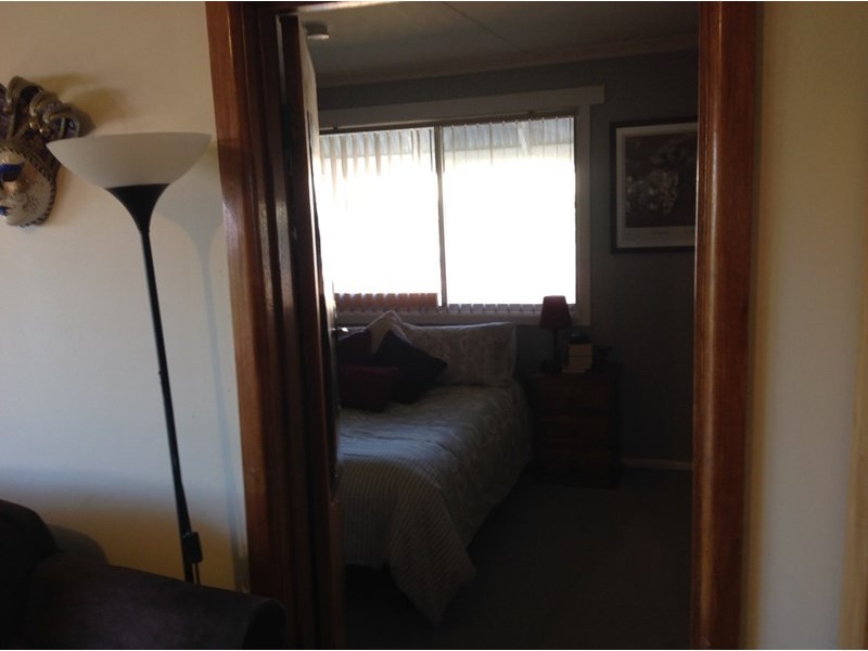 16 Bowen Street, St Arnaud VIC 3478