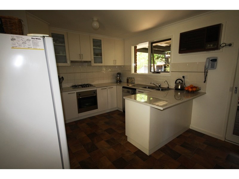 25 Hotham Street, Rochester VIC 3561
