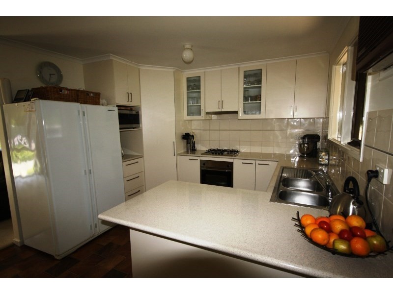 25 Hotham Street, Rochester VIC 3561