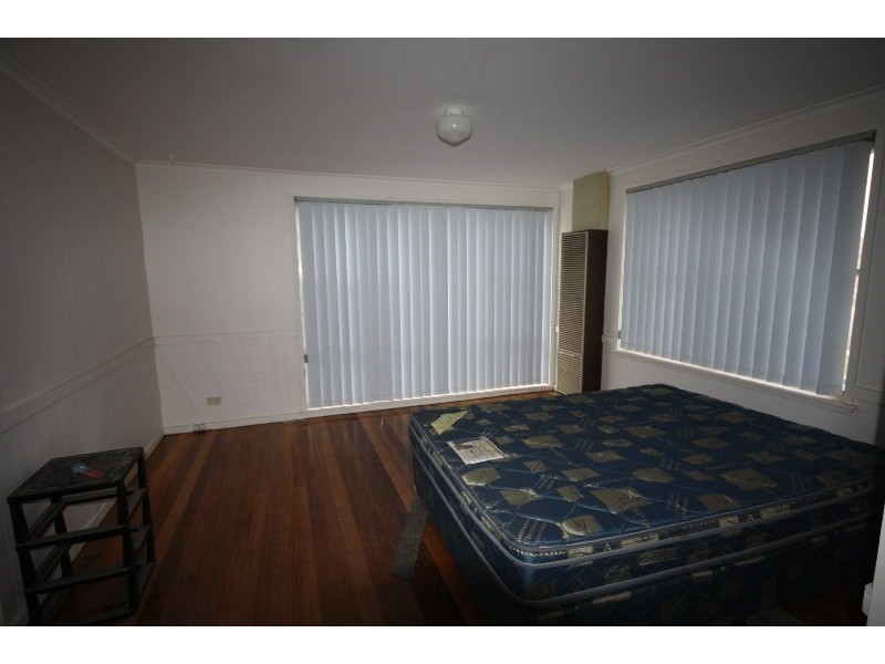 10 Johnson Street, Rochester VIC 3561