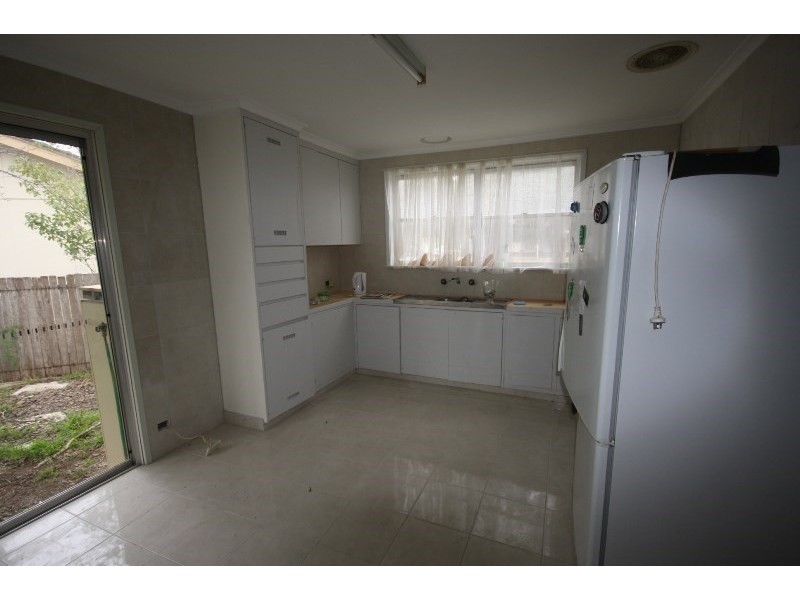 10 Johnson Street, Rochester VIC 3561