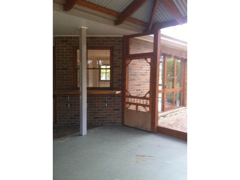 Bentwood Northern Highway, Rochester VIC 3561