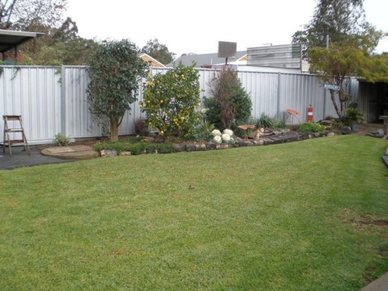 5 Charles Street, Rochester VIC 3561