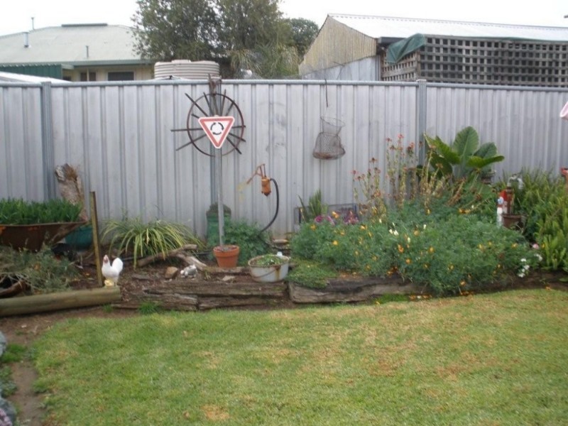 5 Charles Street, Rochester VIC 3561