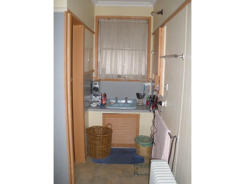 5 Charles Street, Rochester VIC 3561