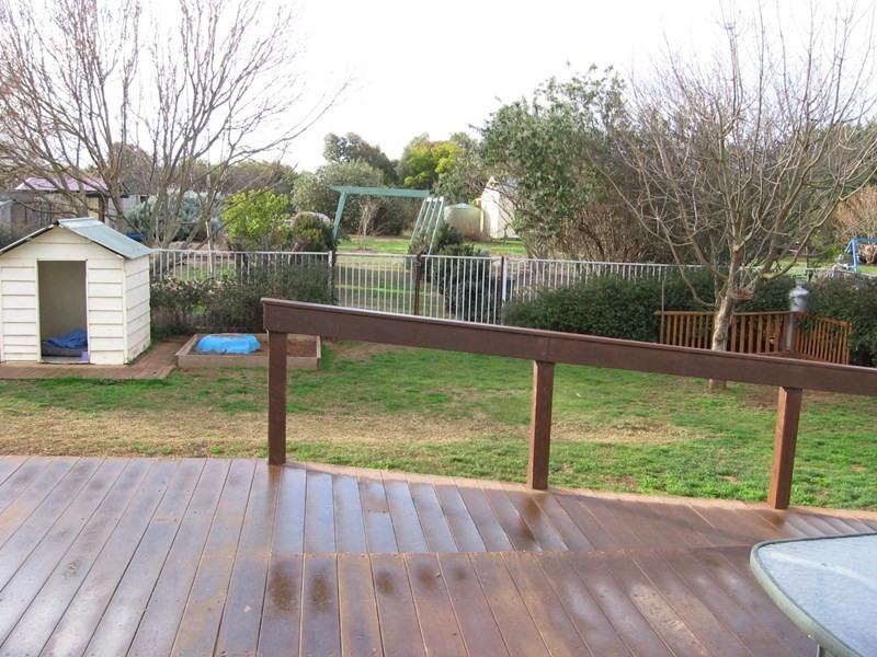 84 Pascoe Street, Rochester VIC 3561