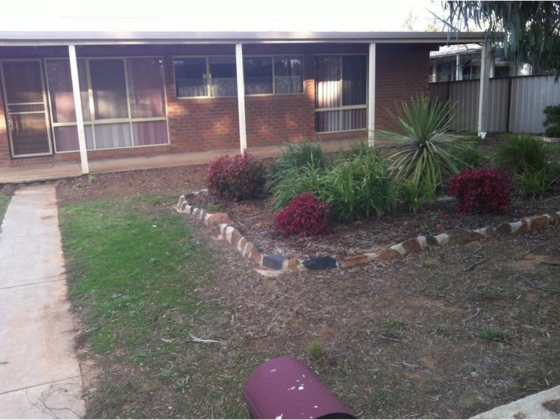 19 High Street, Rochester VIC 3561