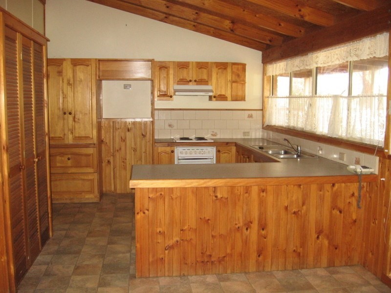 19 High Street, Rochester VIC 3561