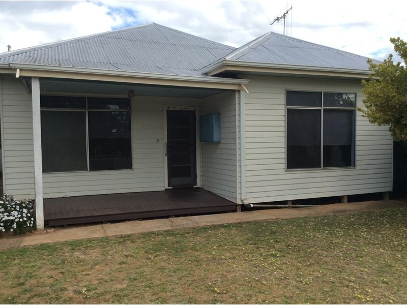 61 Dudley Street, Rochester VIC 3561