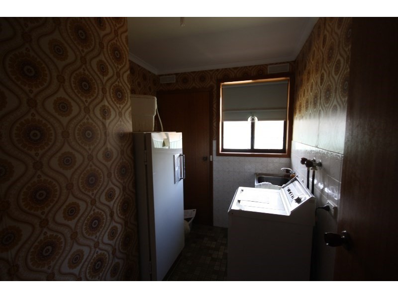 19 Dawson Street, Rochester VIC 3561