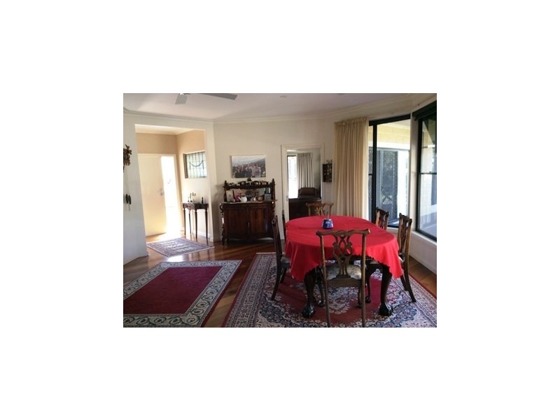 69 Hopetoun Street, Rochester VIC 3561