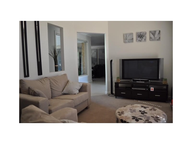 36 Waterview Drive, White Hills VIC 3550