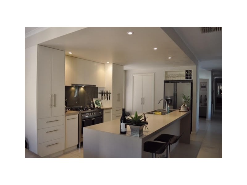 36 Waterview Drive, White Hills VIC 3550