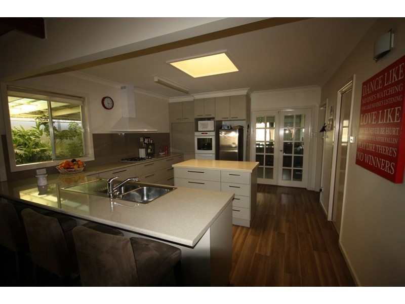 36 Bridge Road, Rochester VIC 3561