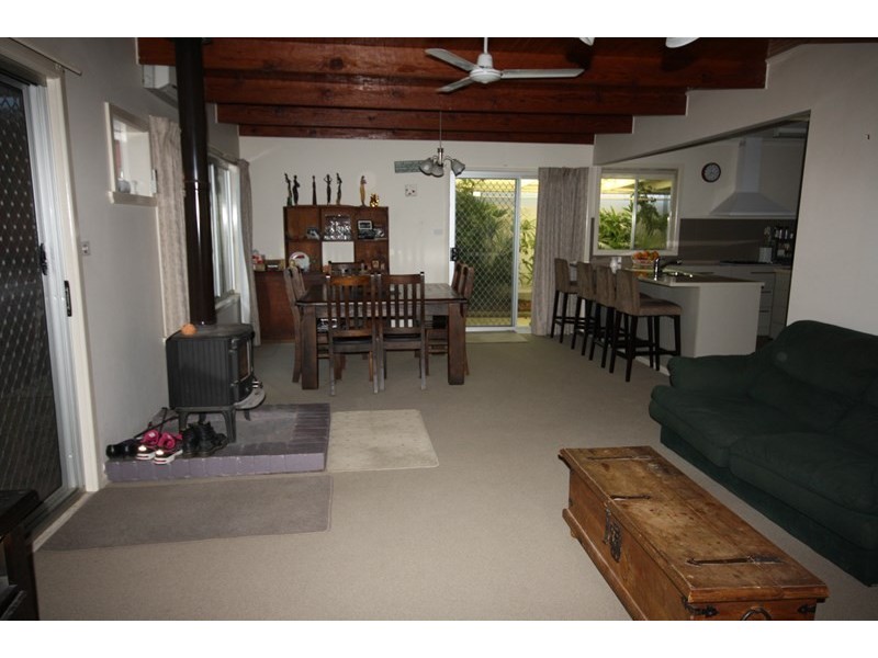 36 Bridge Road, Rochester VIC 3561