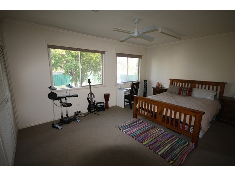 36 Bridge Road, Rochester VIC 3561