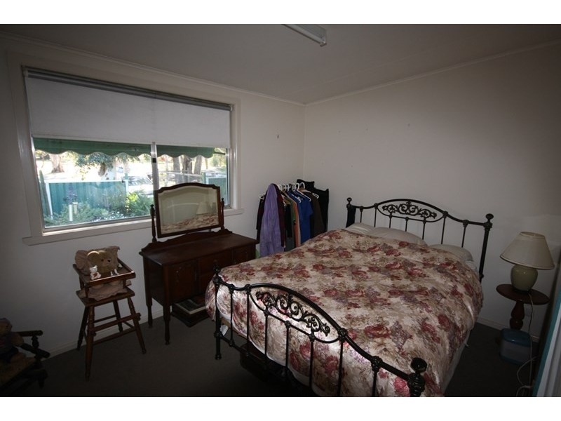 36 Bridge Road, Rochester VIC 3561