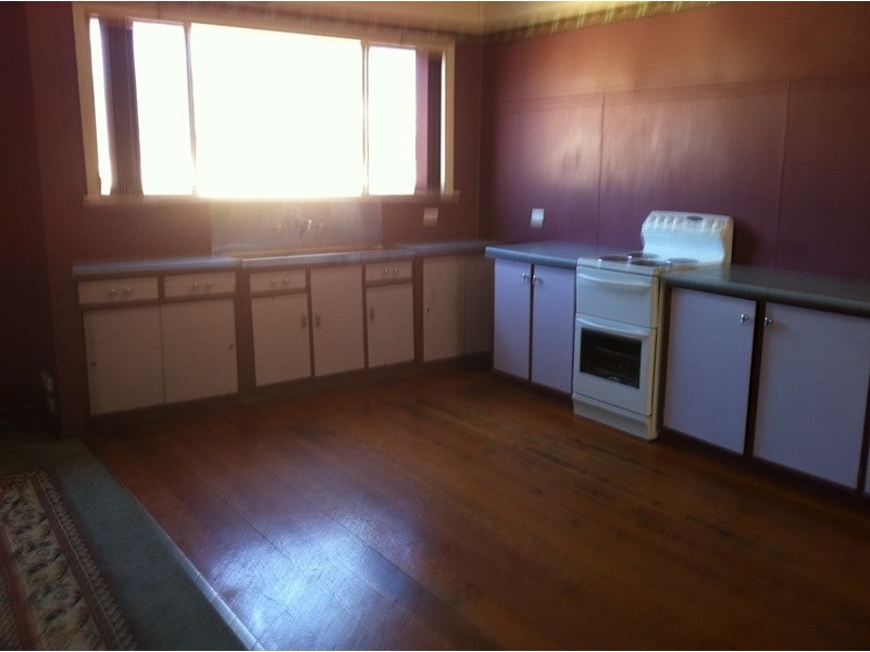 64 Baynes Street, Rochester VIC 3561