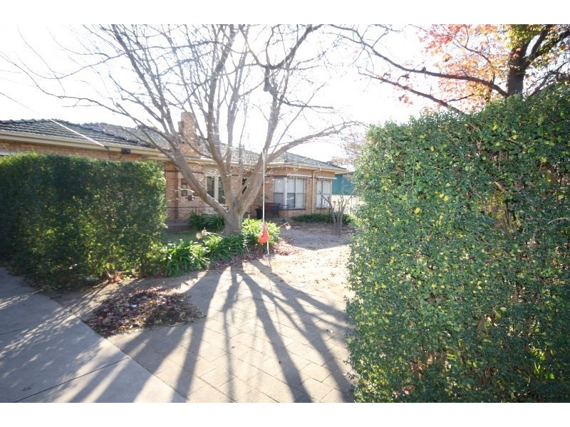 52 Victoria Street, Rochester VIC 3561