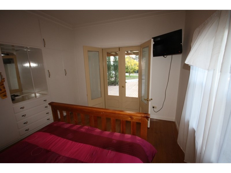 52 Victoria Street, Rochester VIC 3561