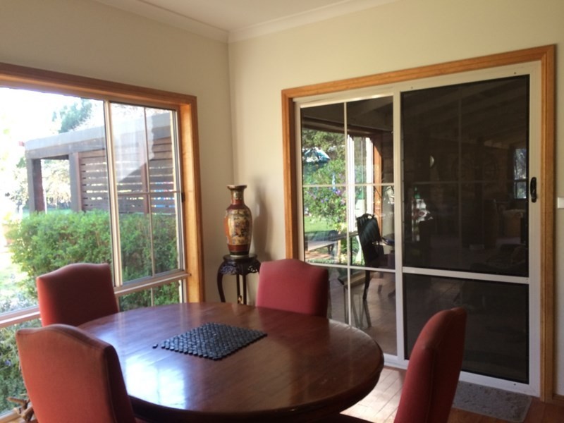 74 Pascoe Street, Rochester VIC 3561