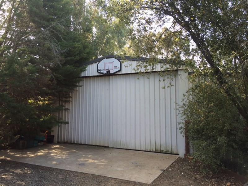 74 Pascoe Street, Rochester VIC 3561