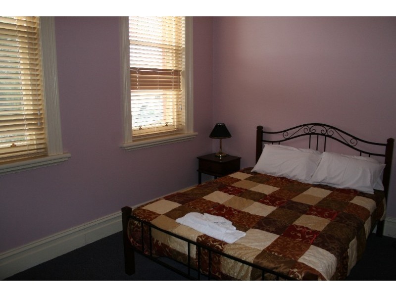 49 Moore Street, Rochester VIC 3561
