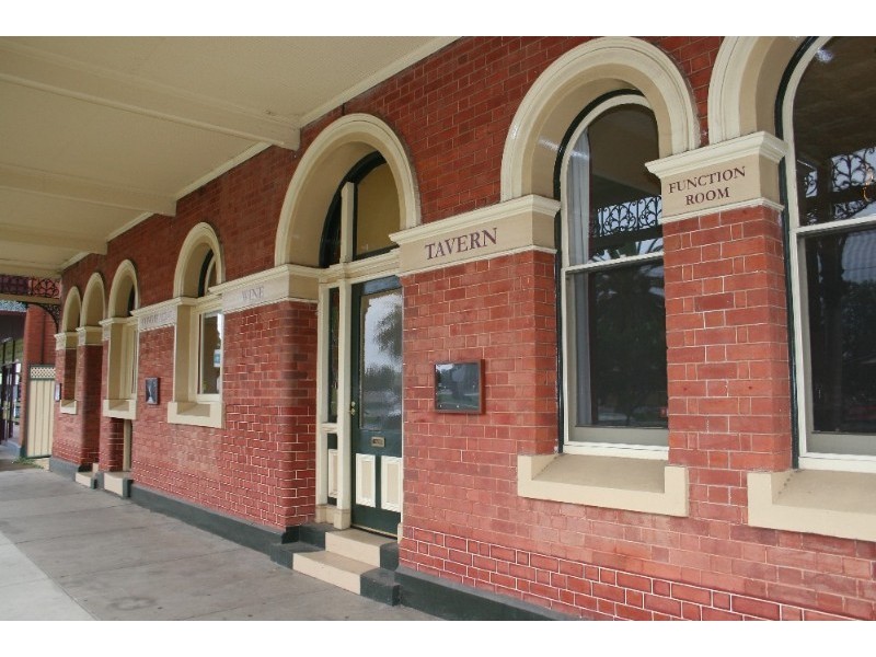 49 Moore Street, Rochester VIC 3561