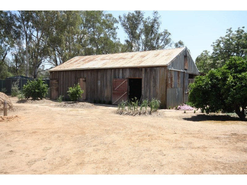 82-84 High Street, Rochester VIC 3561