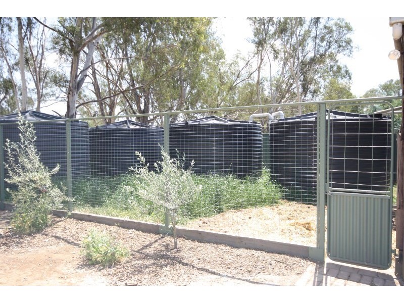 82-84 High Street, Rochester VIC 3561