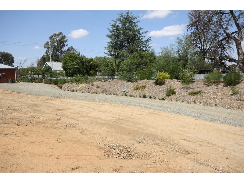 82-84 High Street, Rochester VIC 3561