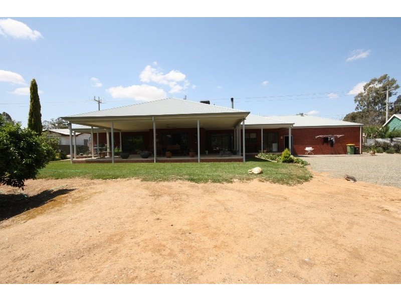 82-84 High Street, Rochester VIC 3561