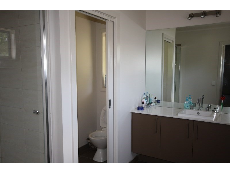 82-84 High Street, Rochester VIC 3561