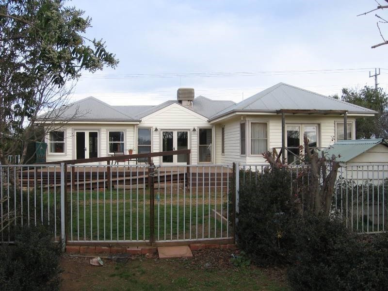 84 Pascoe Street, Rochester VIC 3561