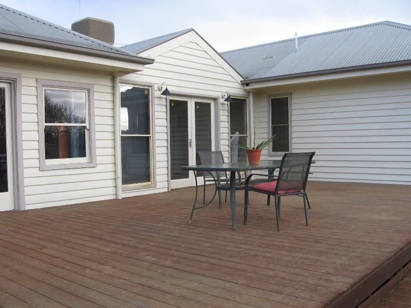 84 Pascoe Street, Rochester VIC 3561