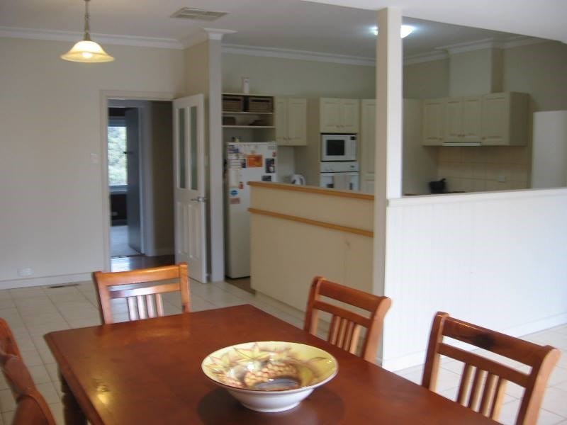 84 Pascoe Street, Rochester VIC 3561