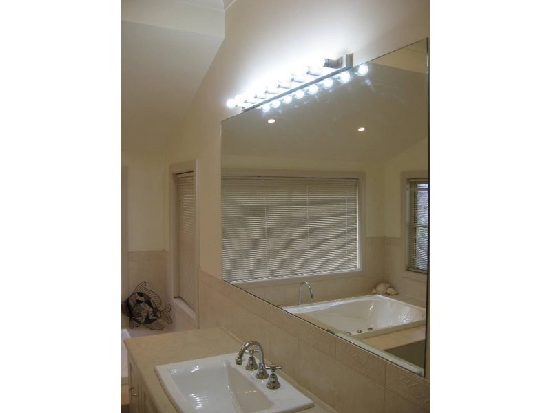 84 Pascoe Street, Rochester VIC 3561