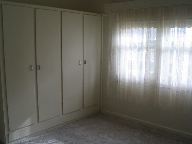 13 Edward Street, Rochester VIC 3561