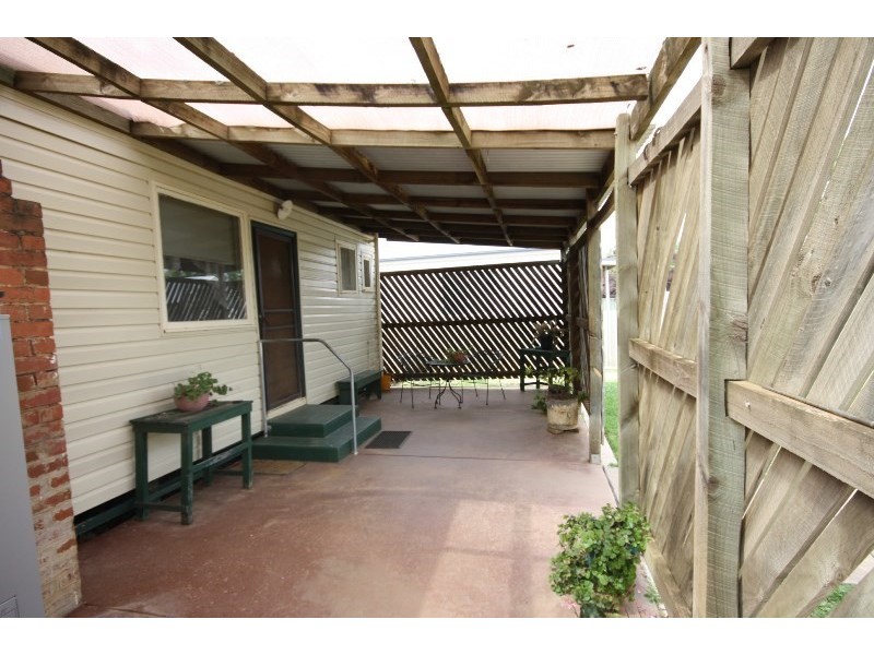 36 Queen Street, Rochester VIC 3561