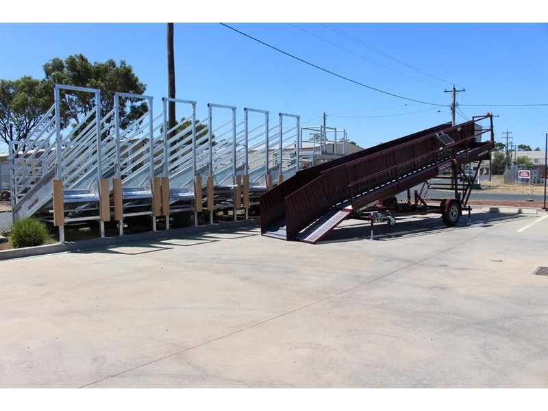 6 Hickey Drive, Moama NSW 2731