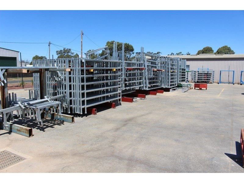 6 Hickey Drive, Moama NSW 2731