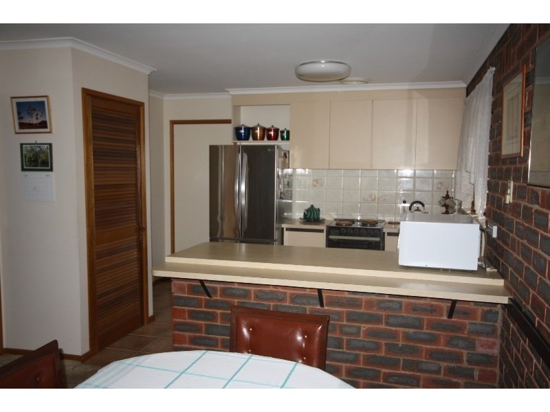 30 Dudley Street, Rochester VIC 3561