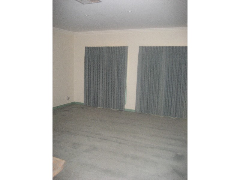 39 Francis Street, Rochester VIC 3561