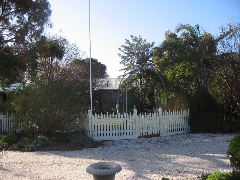 45 Francis Street, Rochester VIC 3561