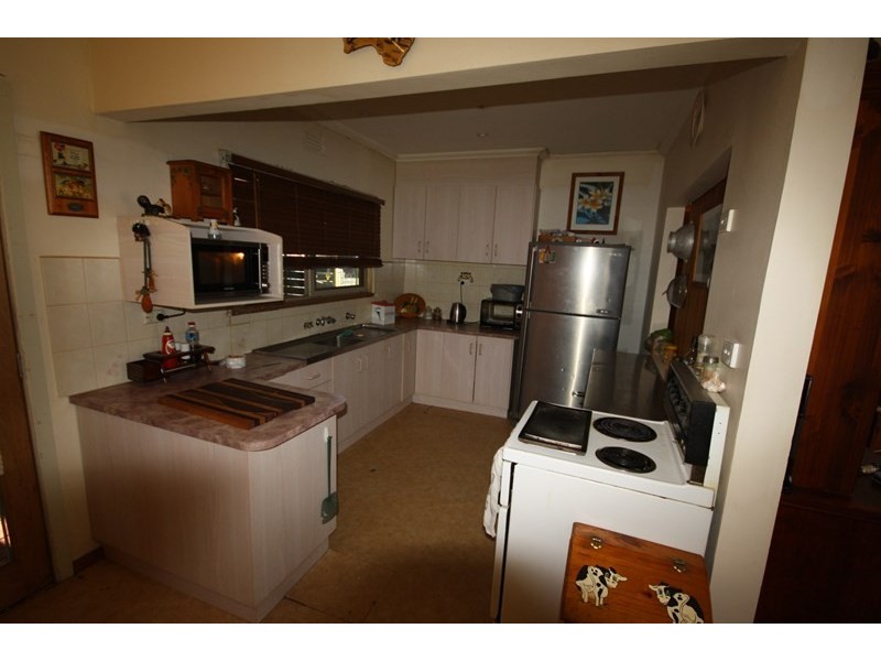 35 Hopetoun Street, Rochester VIC 3561