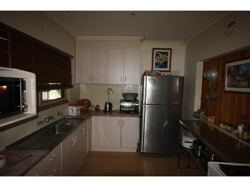 35 Hopetoun Street, Rochester VIC 3561